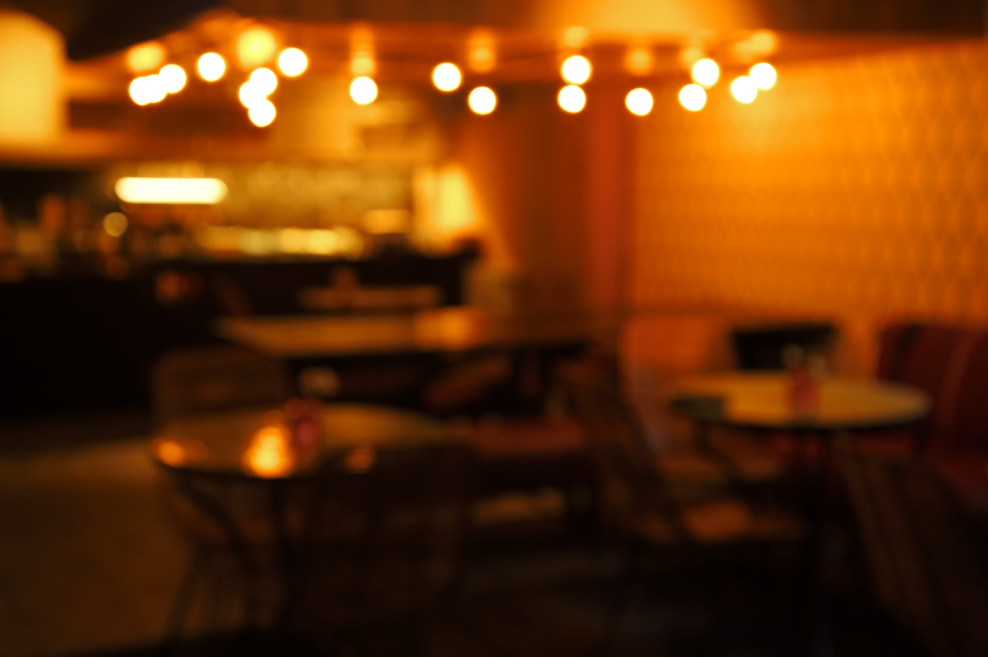 blur light in restaurant